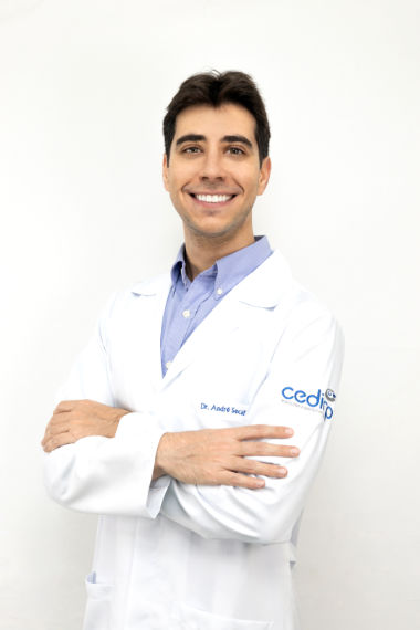 Dr. André de Freitas Secaf